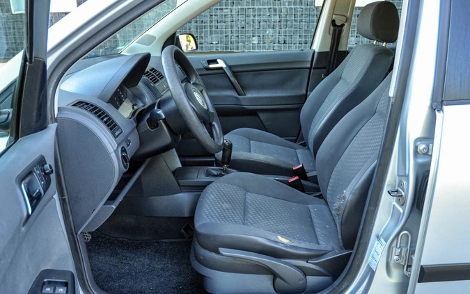 Volkswagen Polo cena 4900 przebieg: 219000, rok produkcji 2003 z Kleczew małe 46